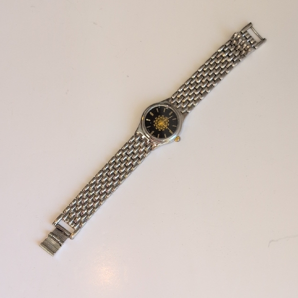 Tupperware®️ Friendship Fountain Logo'd Watch - Picture 1 of 4